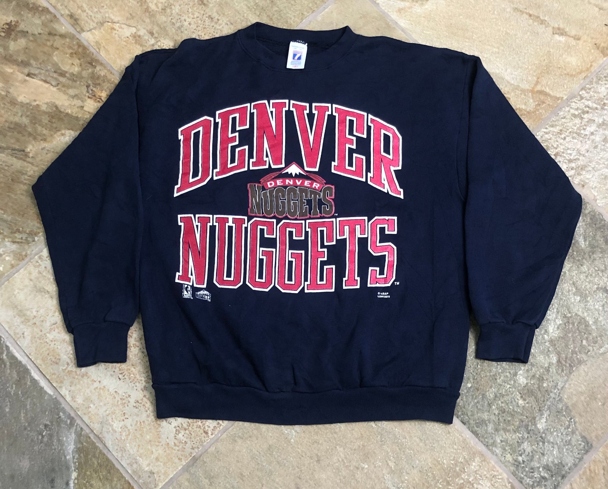 Vintage Denver Nuggets Logo 7 Basketball Sweatshirt, Size Large – Stuck In  The 90s Sports