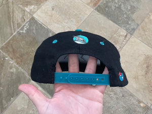 Vintage San Jose Sharks Universal Headwear Snapback Hockey Hat