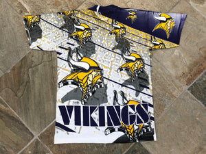 Vintage Minnesota Vikings Magic Johnson Football Tshirt, Size Large