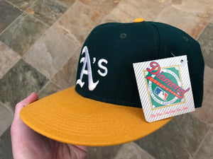 Vintage Oakland Athletics New Era Diamond Collection Fitted Baseball Hat, Size 7 3/4