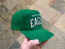Load image into Gallery viewer, Vintage Philadelphia Eagles Starter Arch Snapback Football Hat
