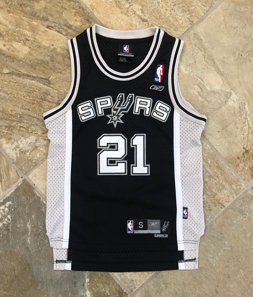 Vintage San Antonio Spurs David Robinson Magic Johnson Basketball Tshi –  Stuck In The 90s Sports
