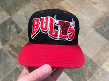 Load image into Gallery viewer, Vintage Chicago Bulls G-Cap Snapback Basketball Hat