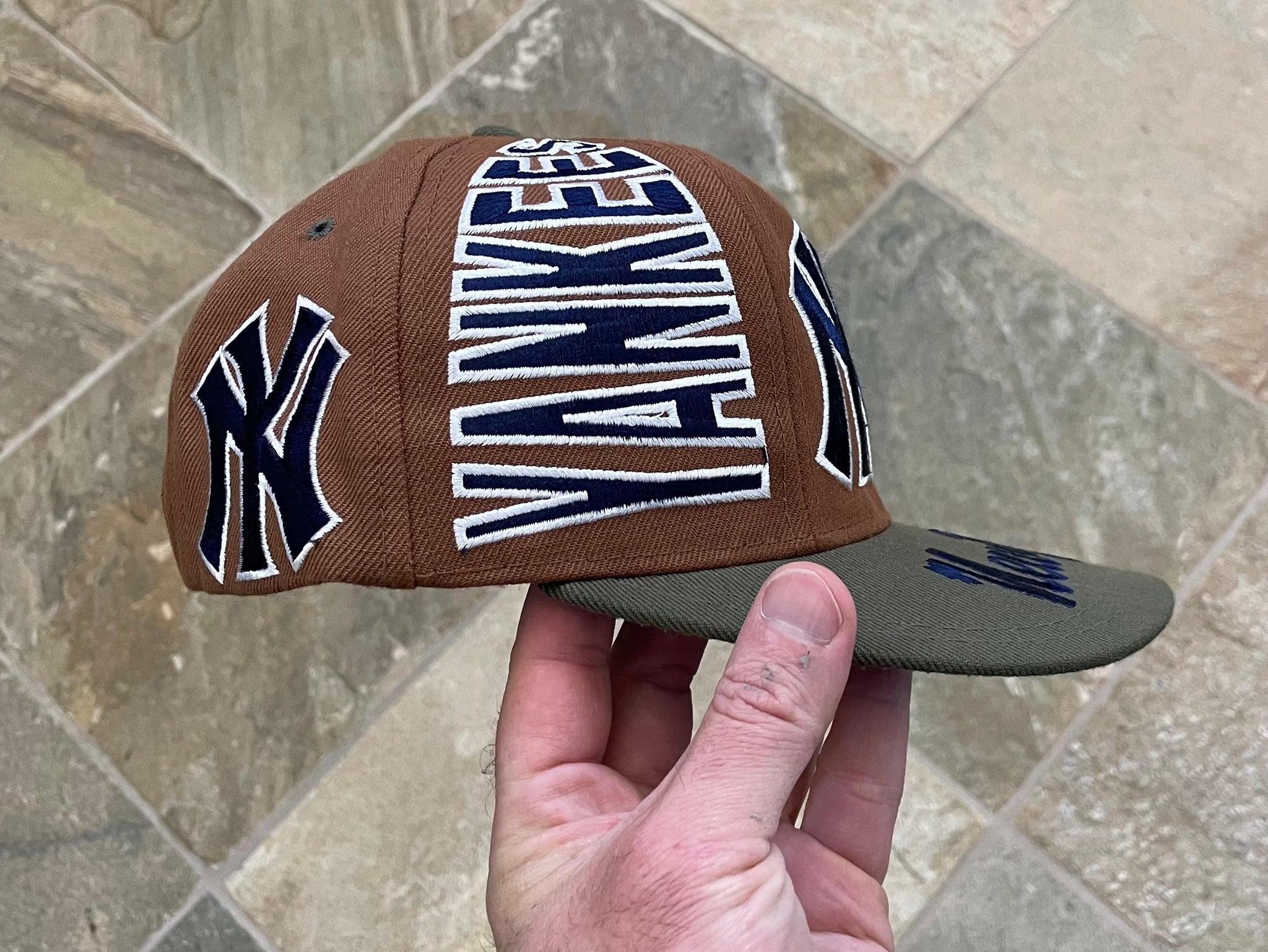 Vintage 90s New York Yankees Snapback Hat, Fit