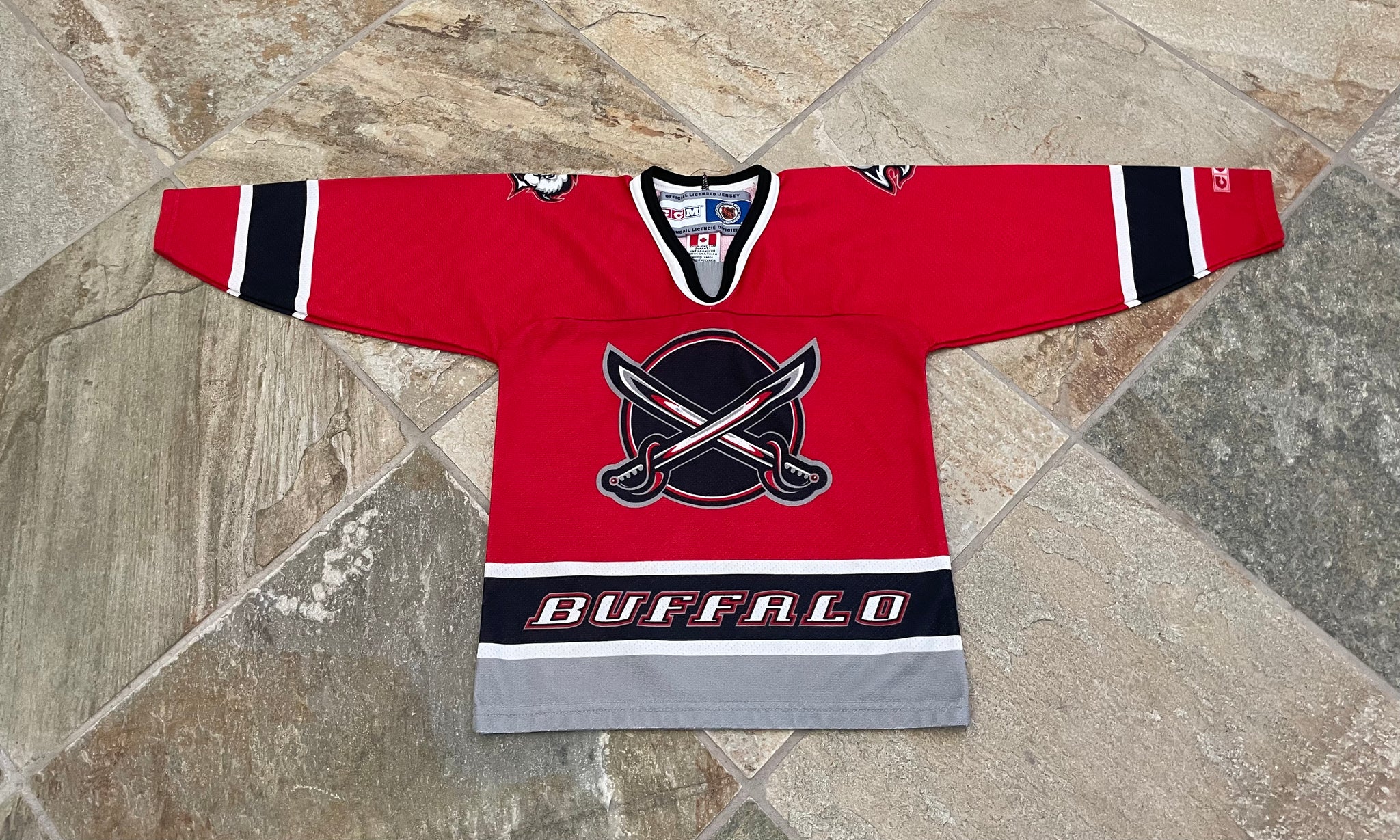 Vintage 1990s CCM NHL Hockey BUFFALO SABRES Red Black Youth Sweatshirt