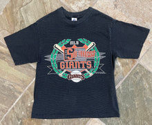 Load image into Gallery viewer, Vintage San Francisco Giants Logo 7 Baseball Tshirt, Size Medium