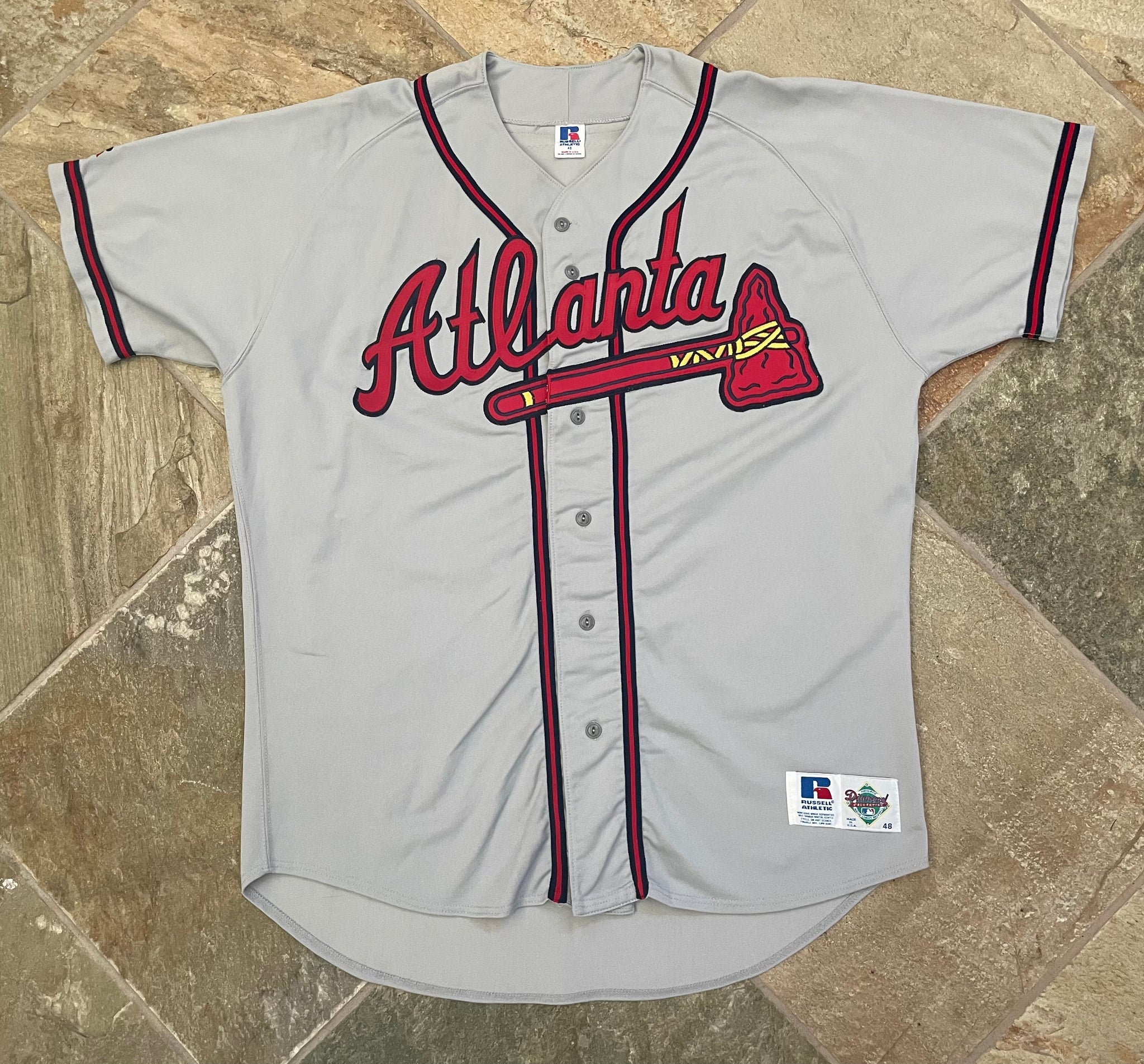 Rare Vintage Authentic mid 1990s ATLANTA BRAVES jersey - RUSSELL size 48