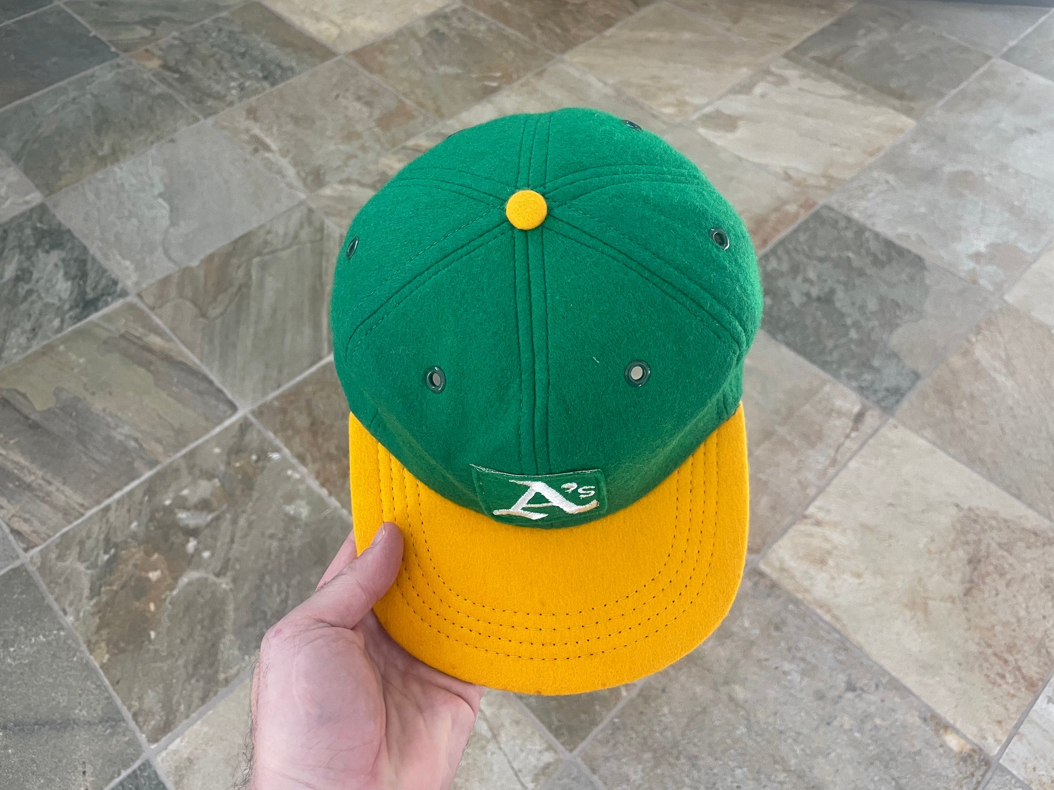 Vintage Oakland Athletics Clothing, A's Retro Shirts, Vintage Hats
