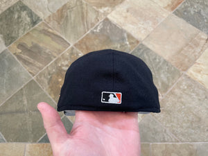 Vintage San Francisco Giants New Era Pro Fitted Baseball Hat, Size 7 1/2