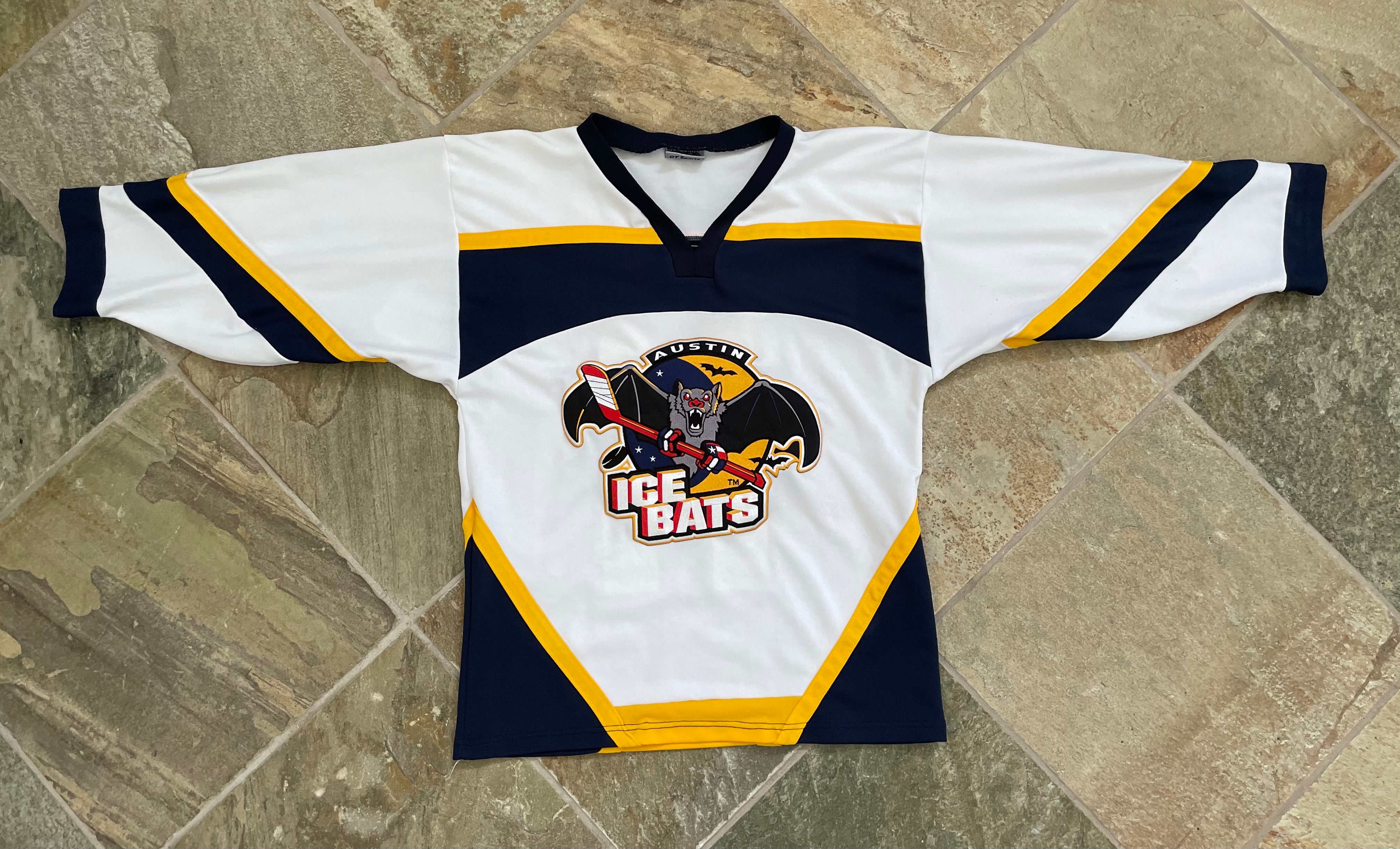 Vintage Laredo Bucks St. Patty's OT Sports Hockey Jersey, Size Small