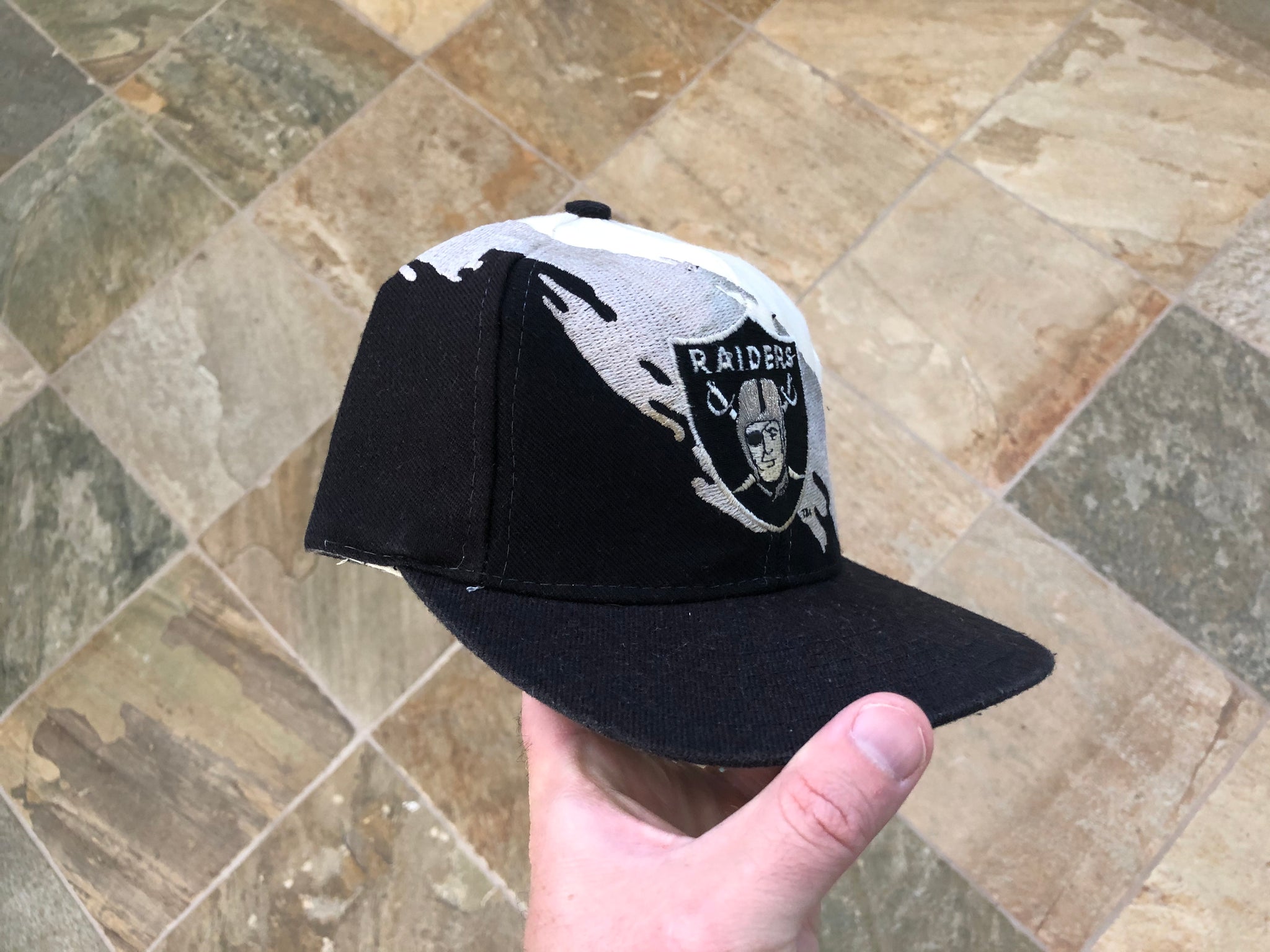 Vintage Oakland Raiders Logo Athletic Splash Snapback Football Hat