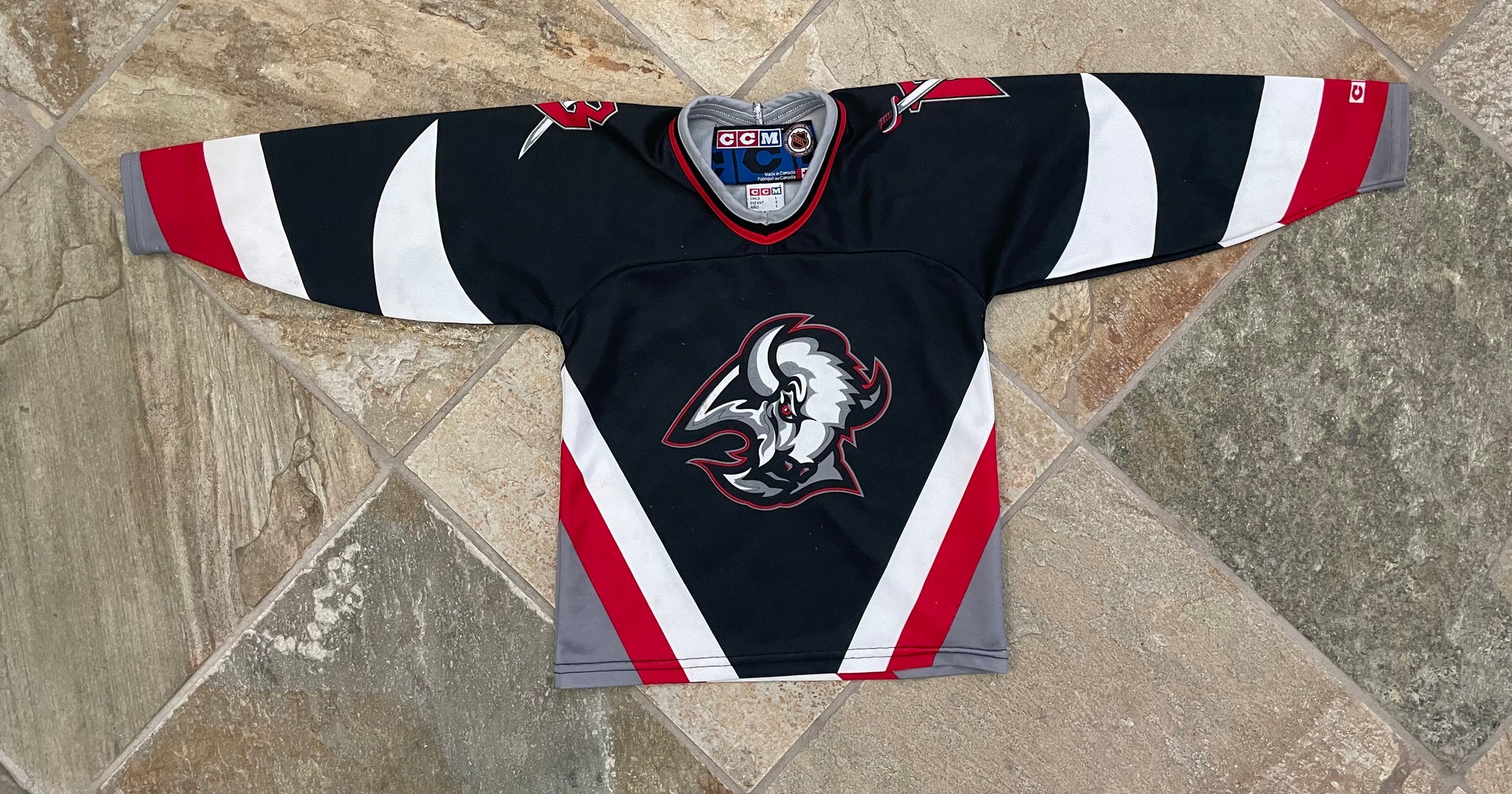 90s Buffalo Sabres Vintage NHL Hockey Jersey Front Logo Stitched Fits like  M-L
