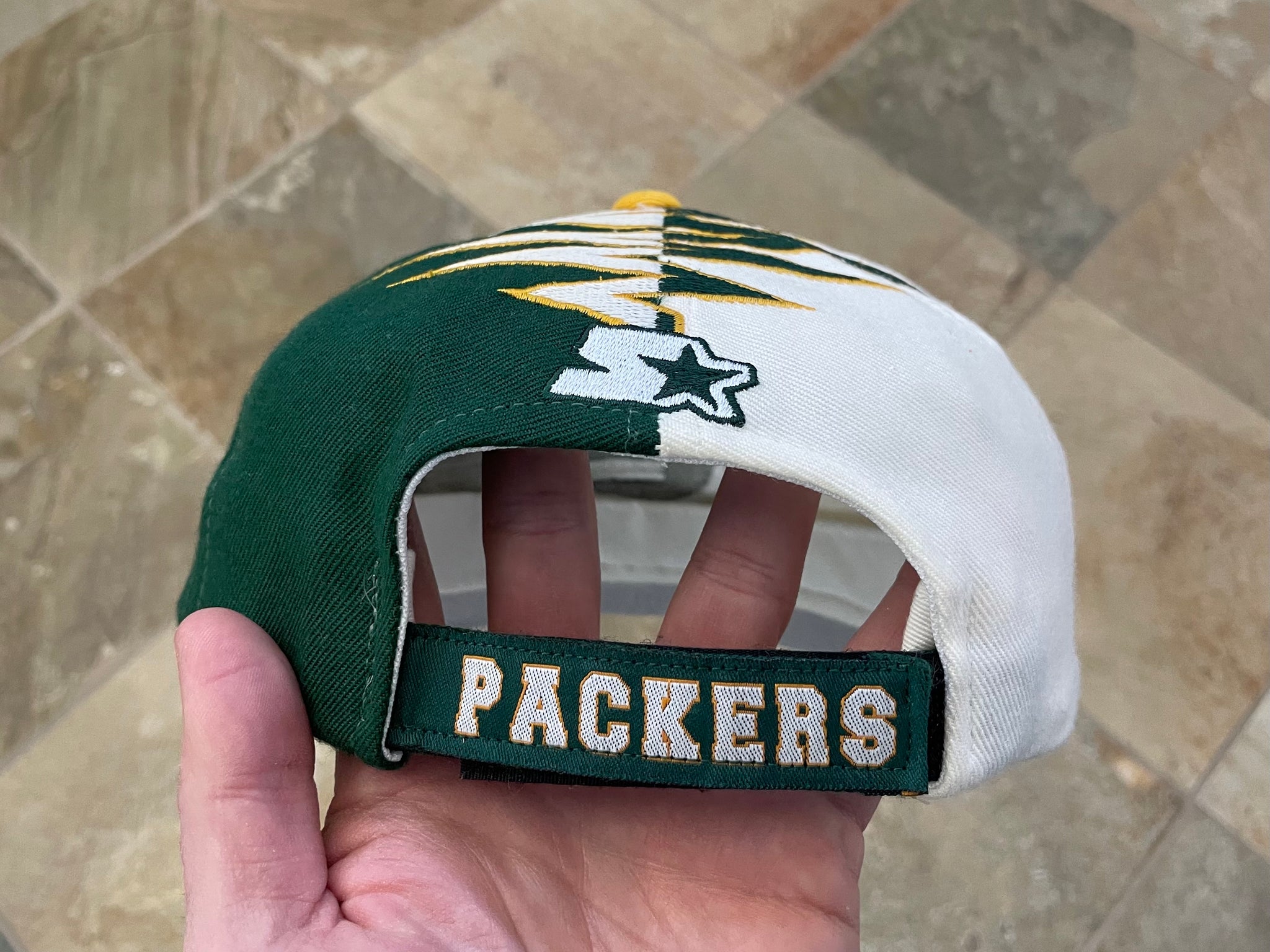 Vintage 90s Green Bay Packers NFL Football Wave Snapback Hat