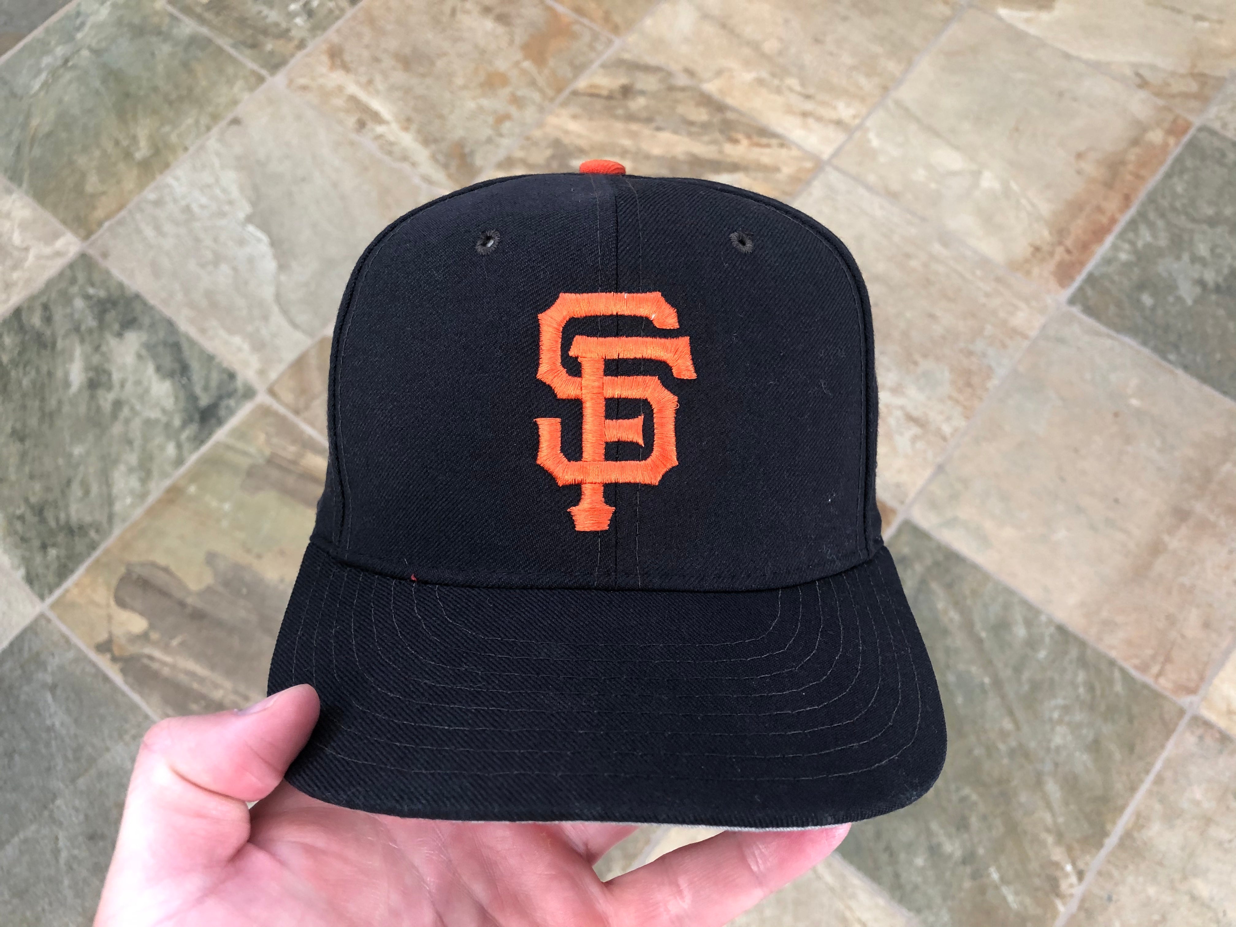 Vintage San Francisco Giants New Era Fitted Baseball Hat, Size 7 1/8 –  Stuck In The 90s Sports