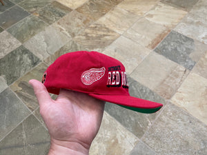 Vintage Detroit Red Wings Sports Specialties Grid Snapback Hockey Hat