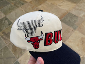 Vintage Chicago Bulls Sports Specialties Shadow Snapback Basketball Hat