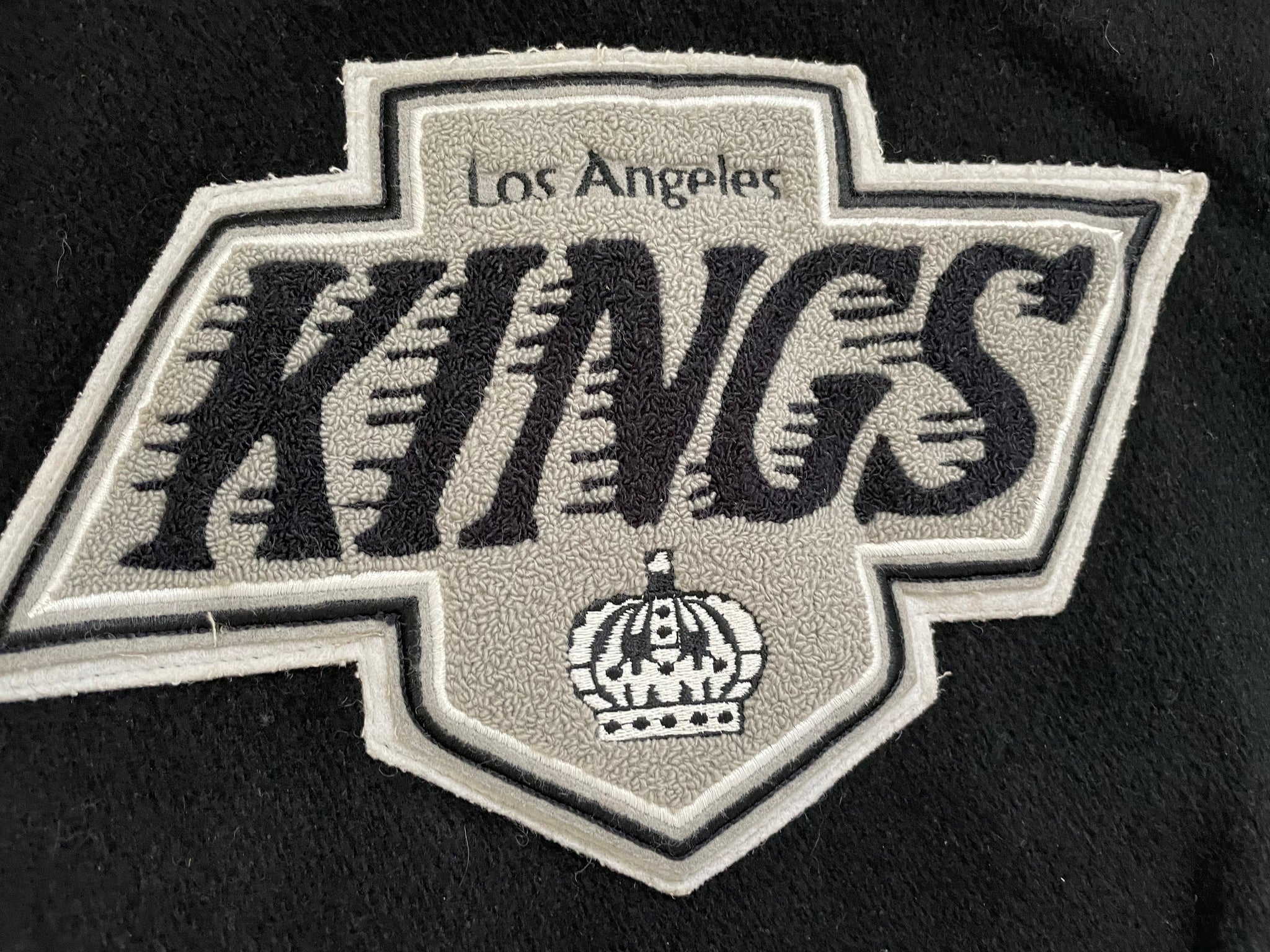 Vintage RARE Pro Player NHL Los Angeles Kings Jacket Size Youth XL