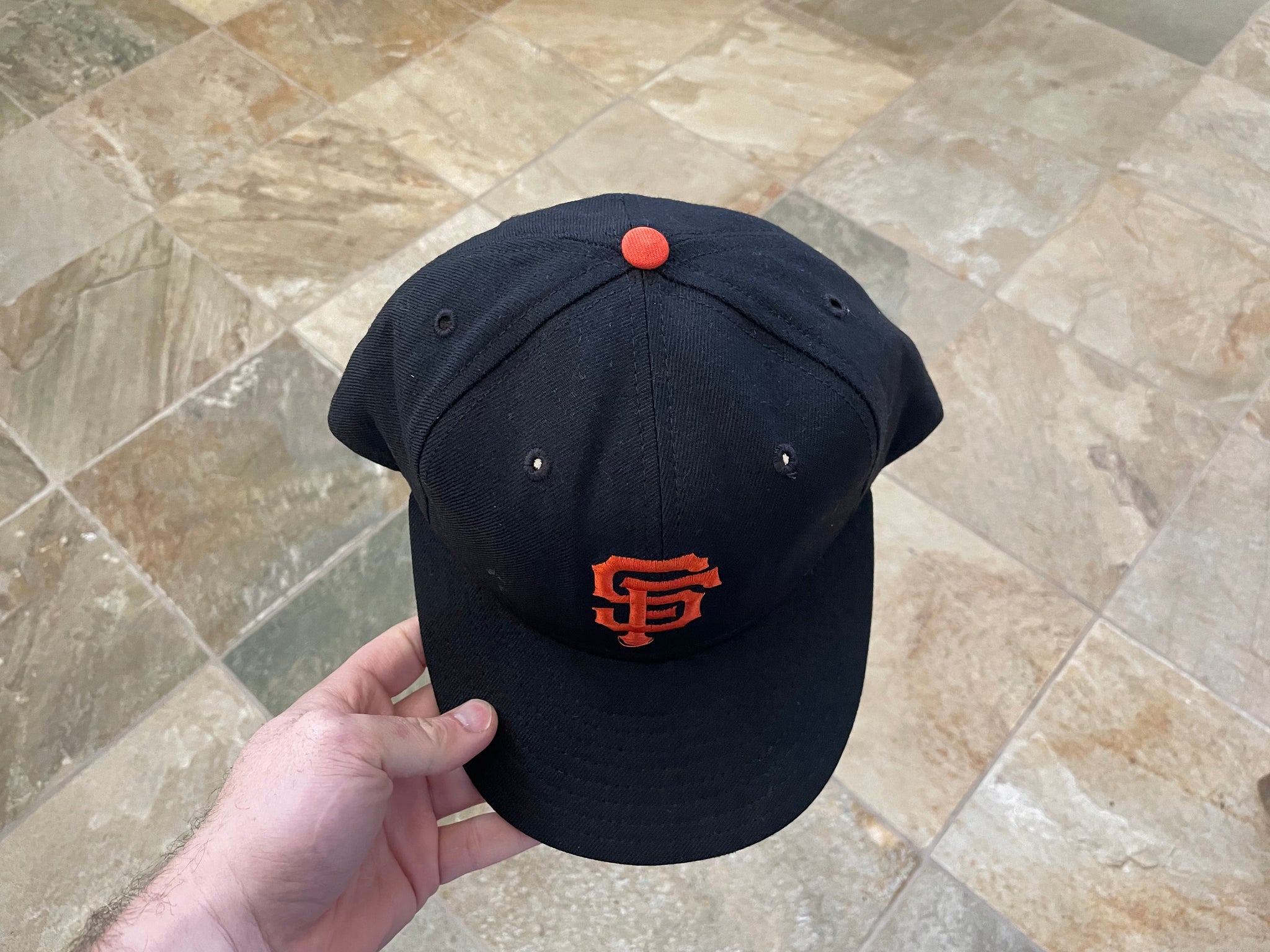 Vintage San Francisco Giants New Era Fitted Baseball Hat, Size 7 1/8 –  Stuck In The 90s Sports