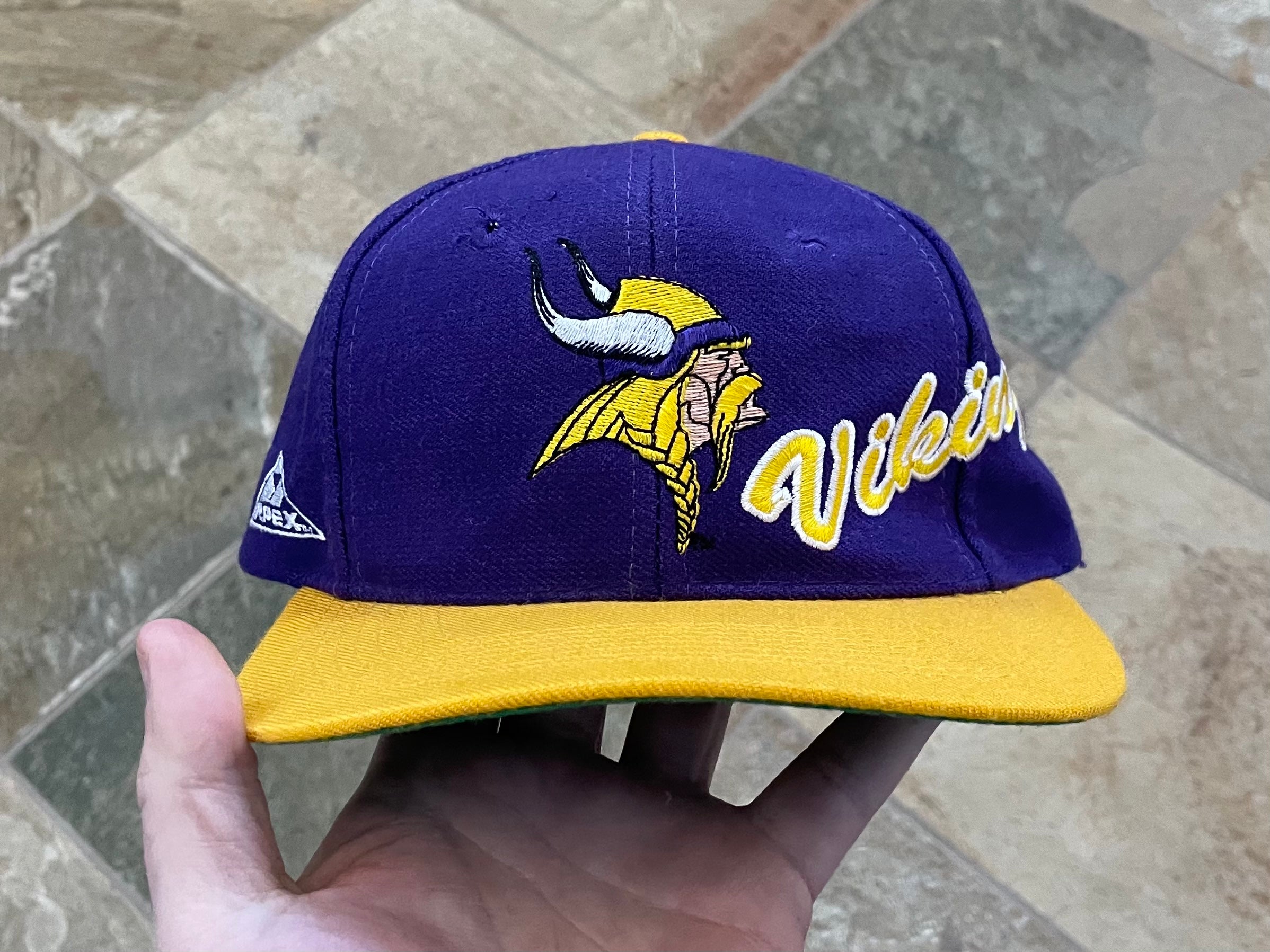 Vintage Minnesota Vikings Snapback Hat NFL Team Apparel OSFA 