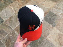 Load image into Gallery viewer, Vintage San Francisco Giants Wrap Around Snapback Baseball Hat