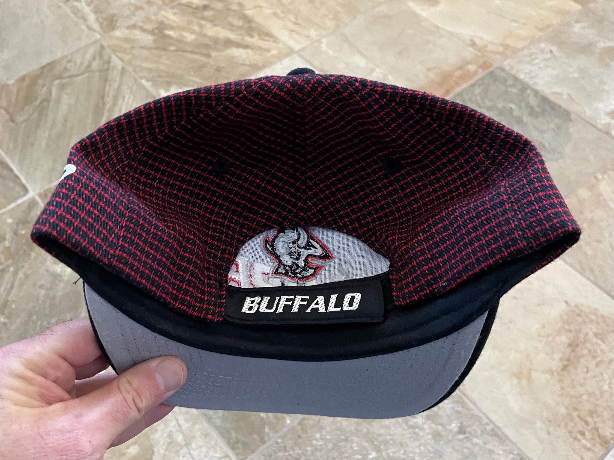 Vintage Buffalo Sabres & Buffalo Bills Starter Snapback Hats