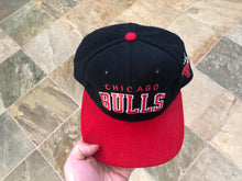 Load image into Gallery viewer, Vintage Chicago Bulls Starter Arch Snapback Basketball Hat