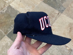 Vintage UCONN Huskies Starter Arch Snapback College Hat