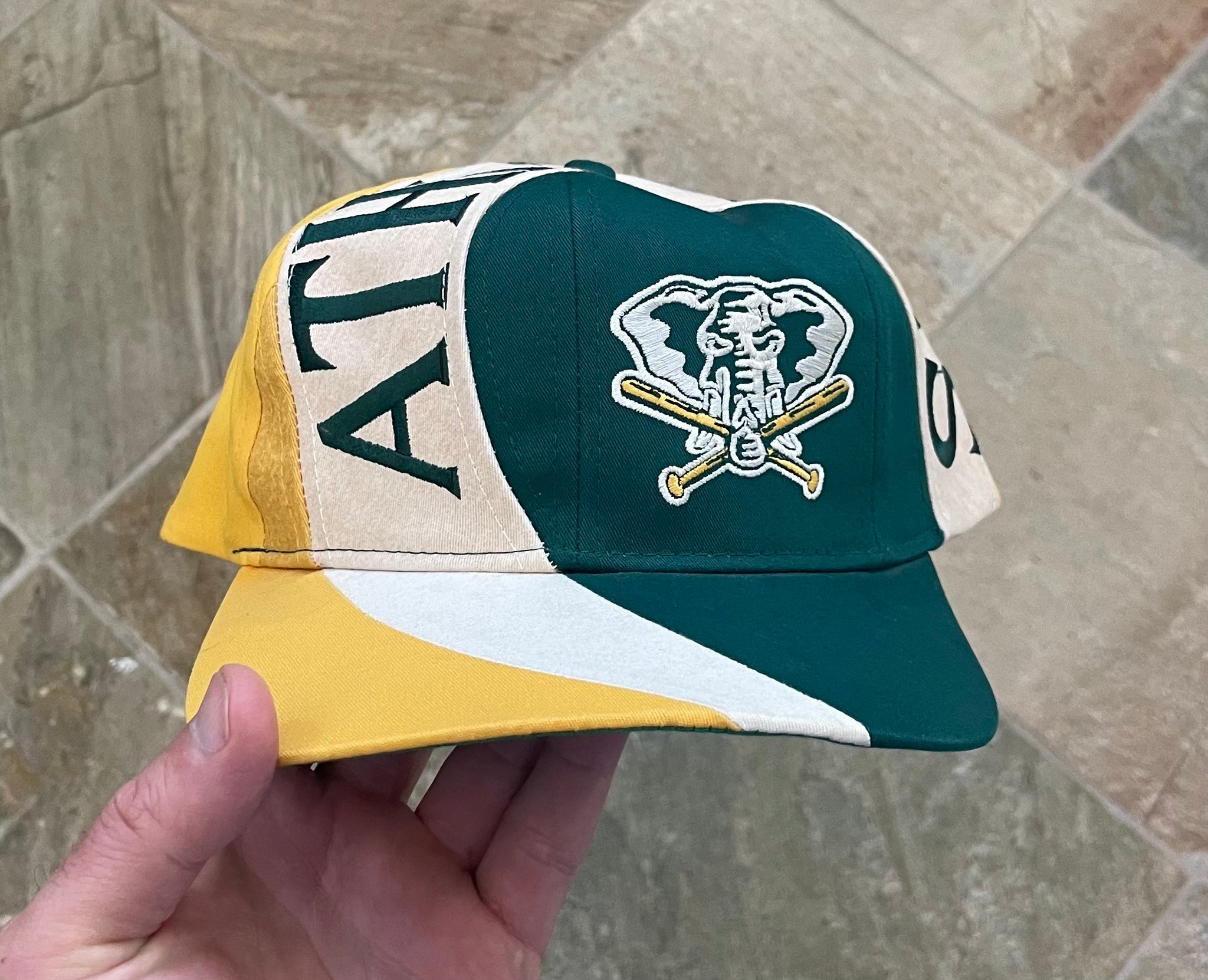 Oakland Athletics MLB Zubaz Twins Enterprise Vintage 90's Snapback