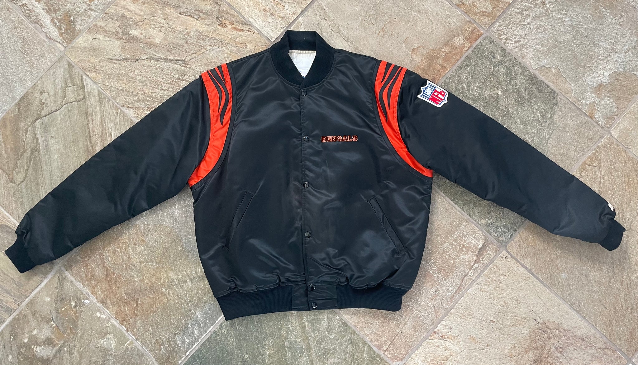 Vintage Cincinnati Bengals Starter Satin Football Jacket, Size XL – Stuck  In The 90s Sports