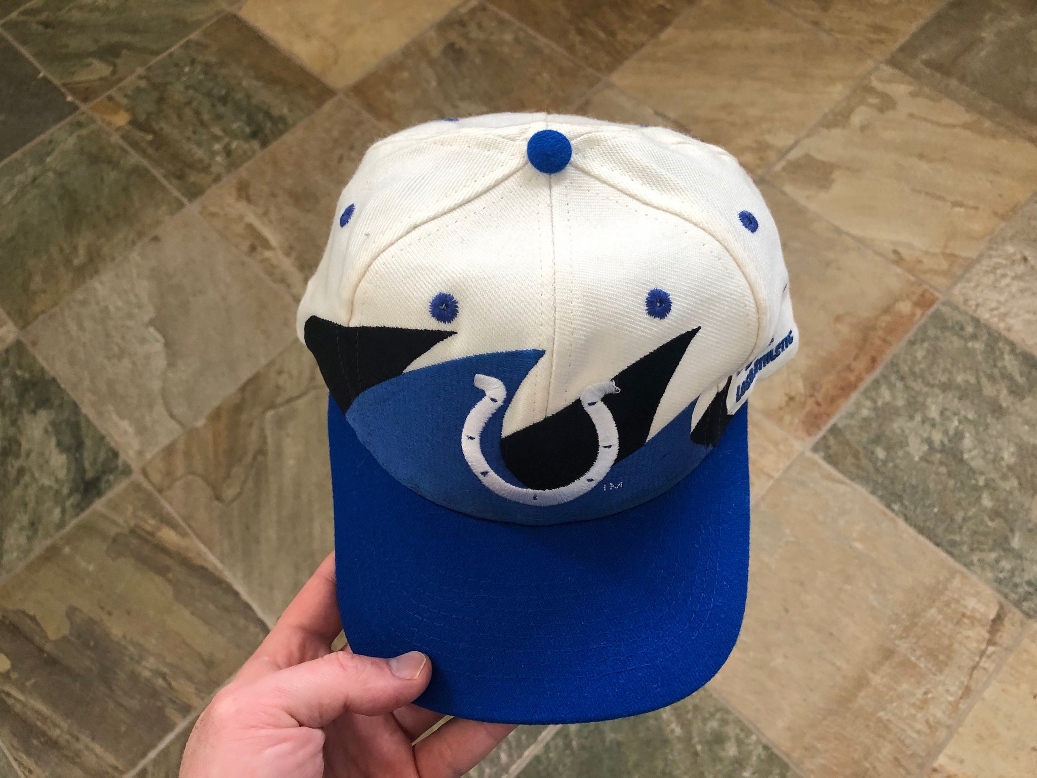 Vintage Indianapolis Colts Logo Athletic Sharktooth Snapback Football –  Stuck In The 90s Sports