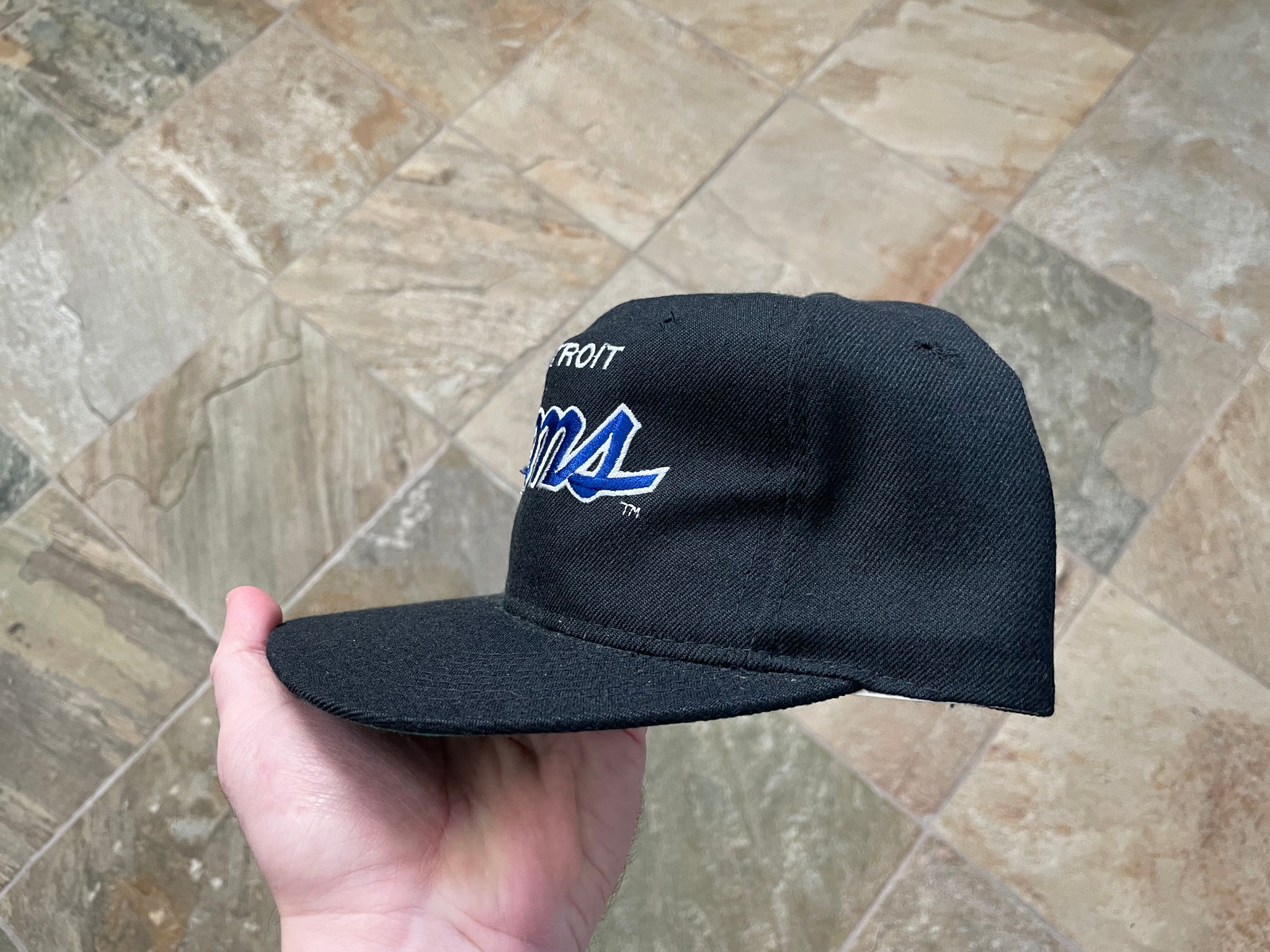 Vintage Detroit Lions Sports Specialties Script Snapback Football Hat –  Stuck In The 90s Sports