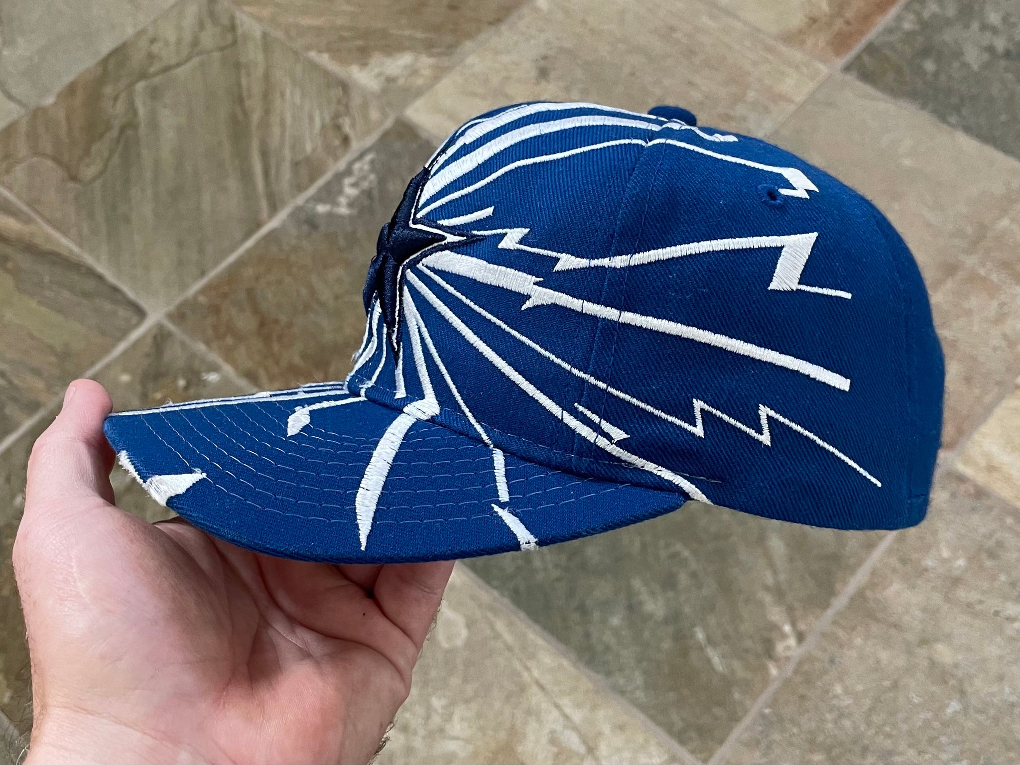 VTG Starter The Right Hat Dallas Cowboys NFL Pro Line Shockwave Hat