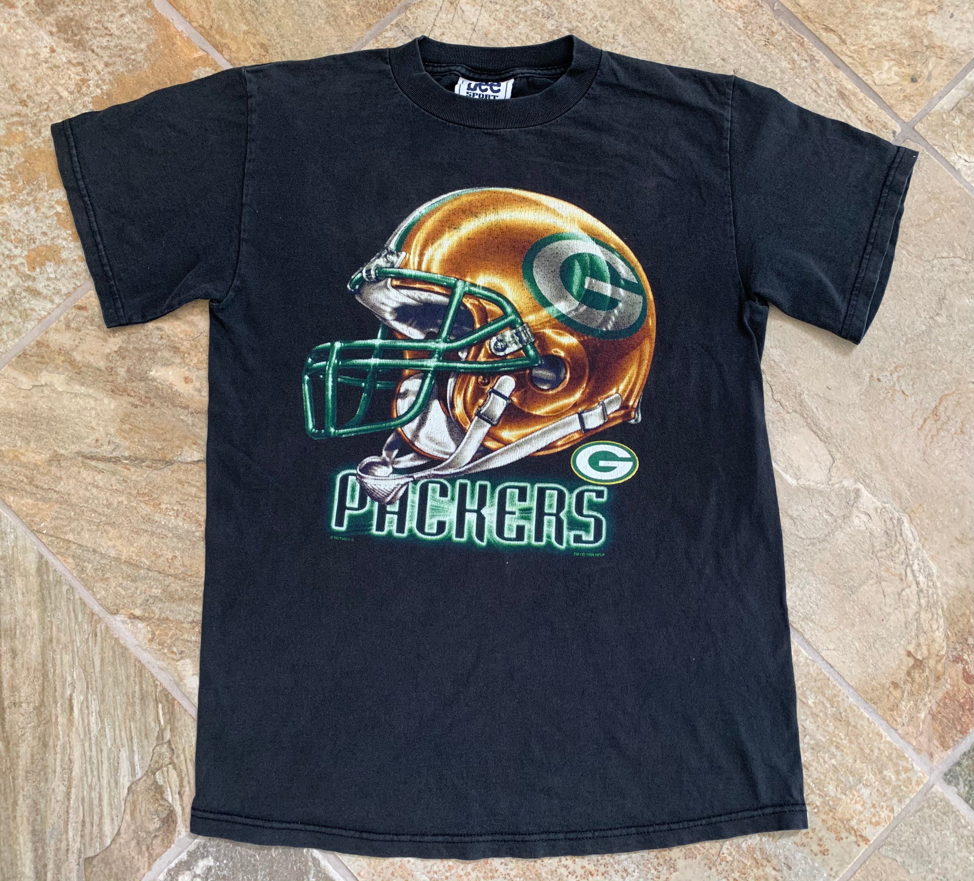 Vintage Green Bay Packers NFL Sports Football Helmet T Shirt Size XL