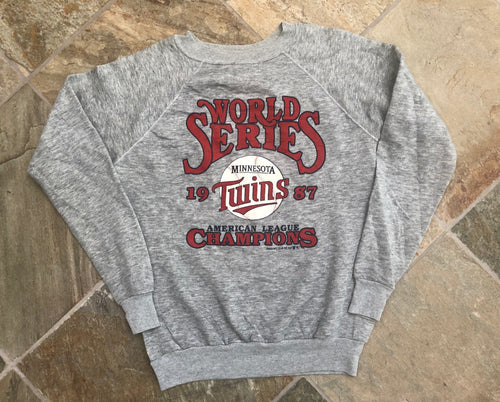 Vintage Minnesota Twins 1987 World Series Baseball Sweatshirt, Size XL