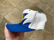 Load image into Gallery viewer, Vintage Golden State Warriors Logo 7 Sharktooth Snapback Basketball Hat