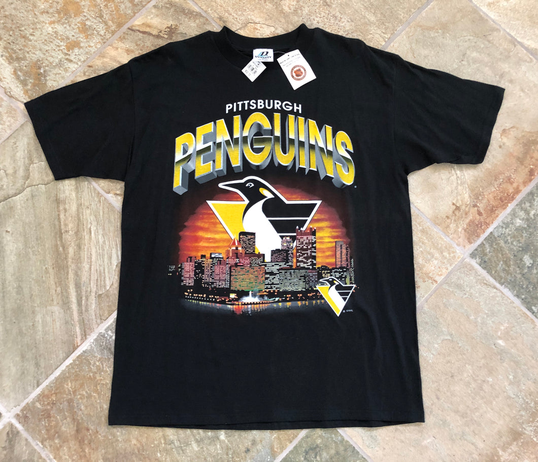 Vintage Pittsburgh Penguins Dynasty Hockey Tshirt, size Large