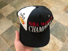 Load image into Gallery viewer, Vintage Houston Rockets Starter 1994 Champions Snapback Basketball Hat