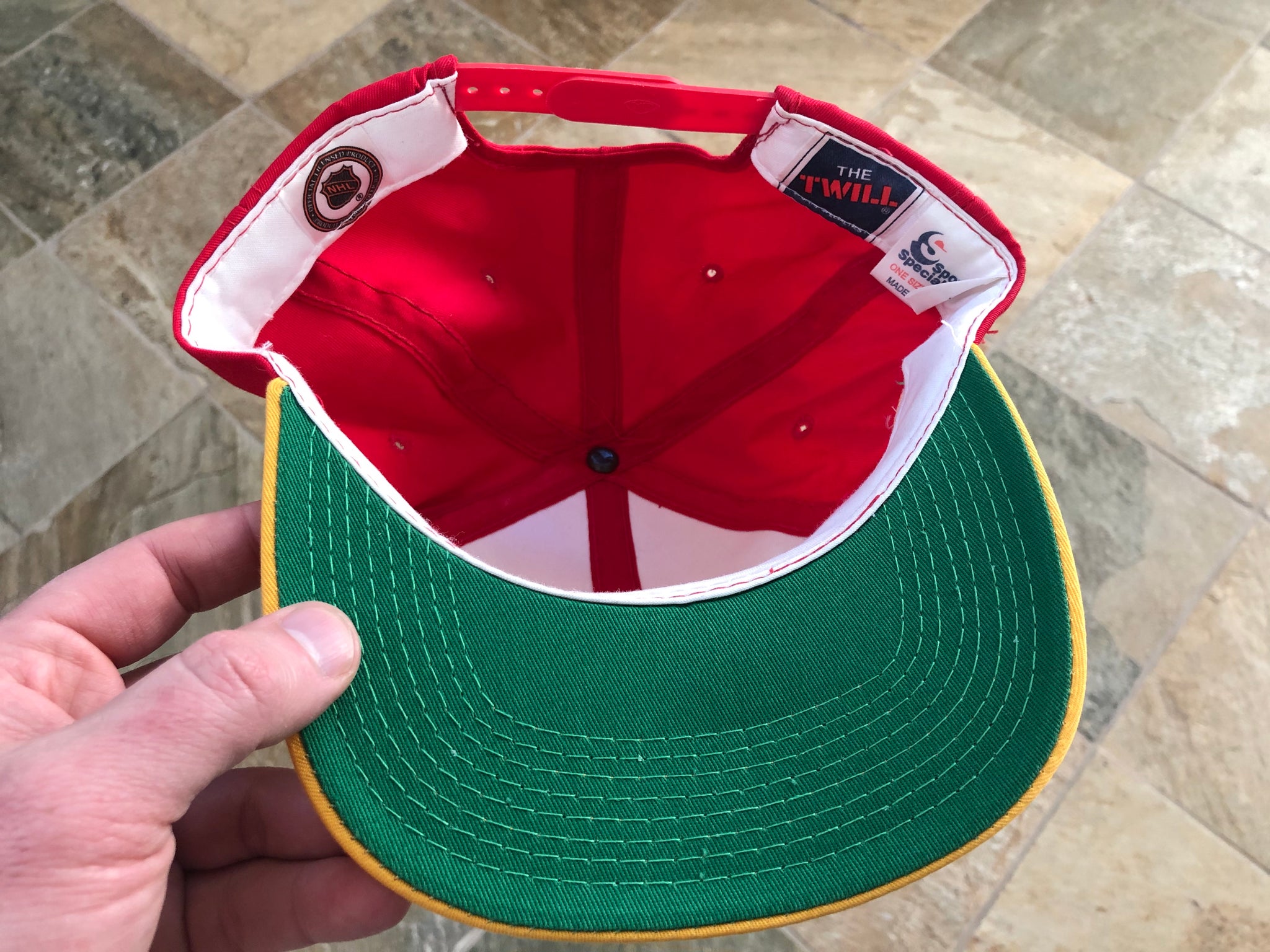 Sports Specialties, Accessories, Vintage 9s Calgary Flames Sports  Specialties Hat