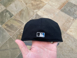Vintage Toronto Blue Jays New Era Pro Fitted Baseball Hat, Size 7 1/8