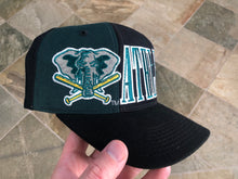 Load image into Gallery viewer, Vintage Oakland Athletics Starter Tri-Panel Snapback Baseball Hat