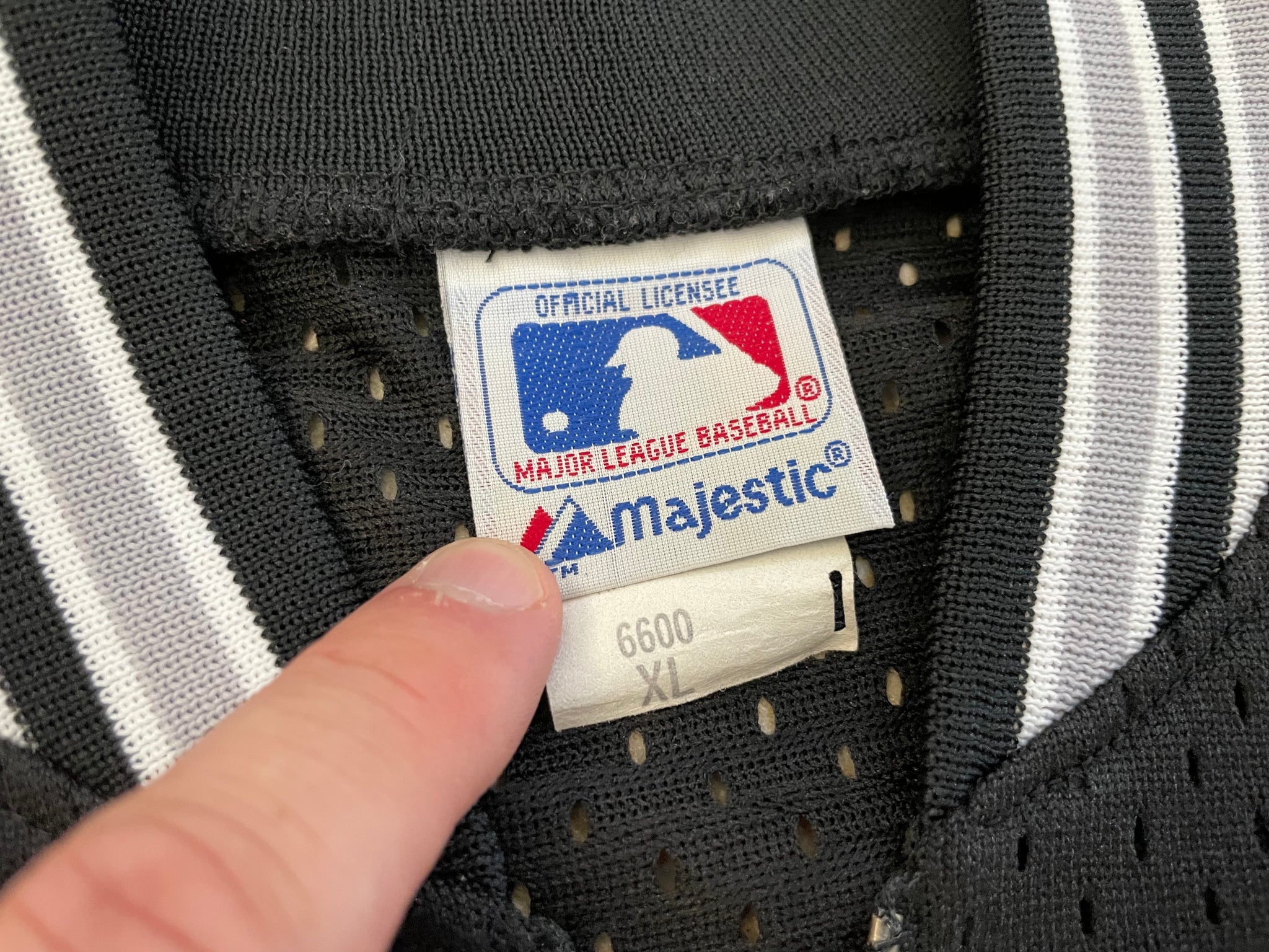 Vintage Chicago White Sox Majestic Baseball Jersey Size Large 