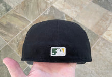 Load image into Gallery viewer, Vintage Oakland Athletics New Era Pro Fitted Baseball Hat, Size 7 1/8