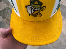 Load image into Gallery viewer, Vintage Oregon Ducks AJD Snapback College Hat