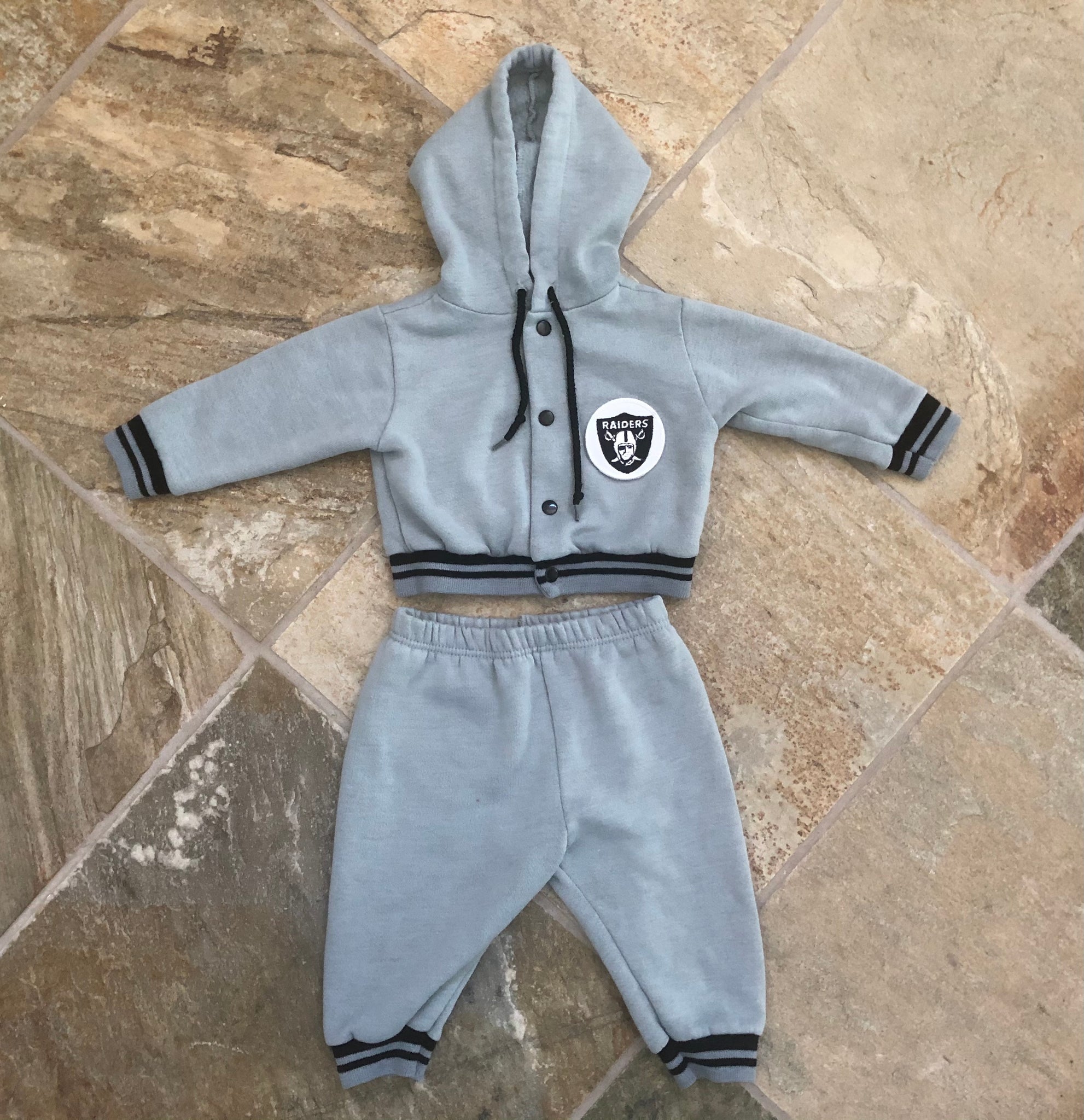 Vintage Oakland Raiders Infant Track Suit, Jumper, Youth Football Jers –  Stuck In The 90s Sports
