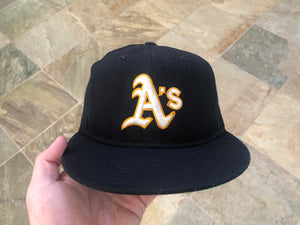 Vintage Oakland Athletics New Era Fitted Baseball Hat, Size 7