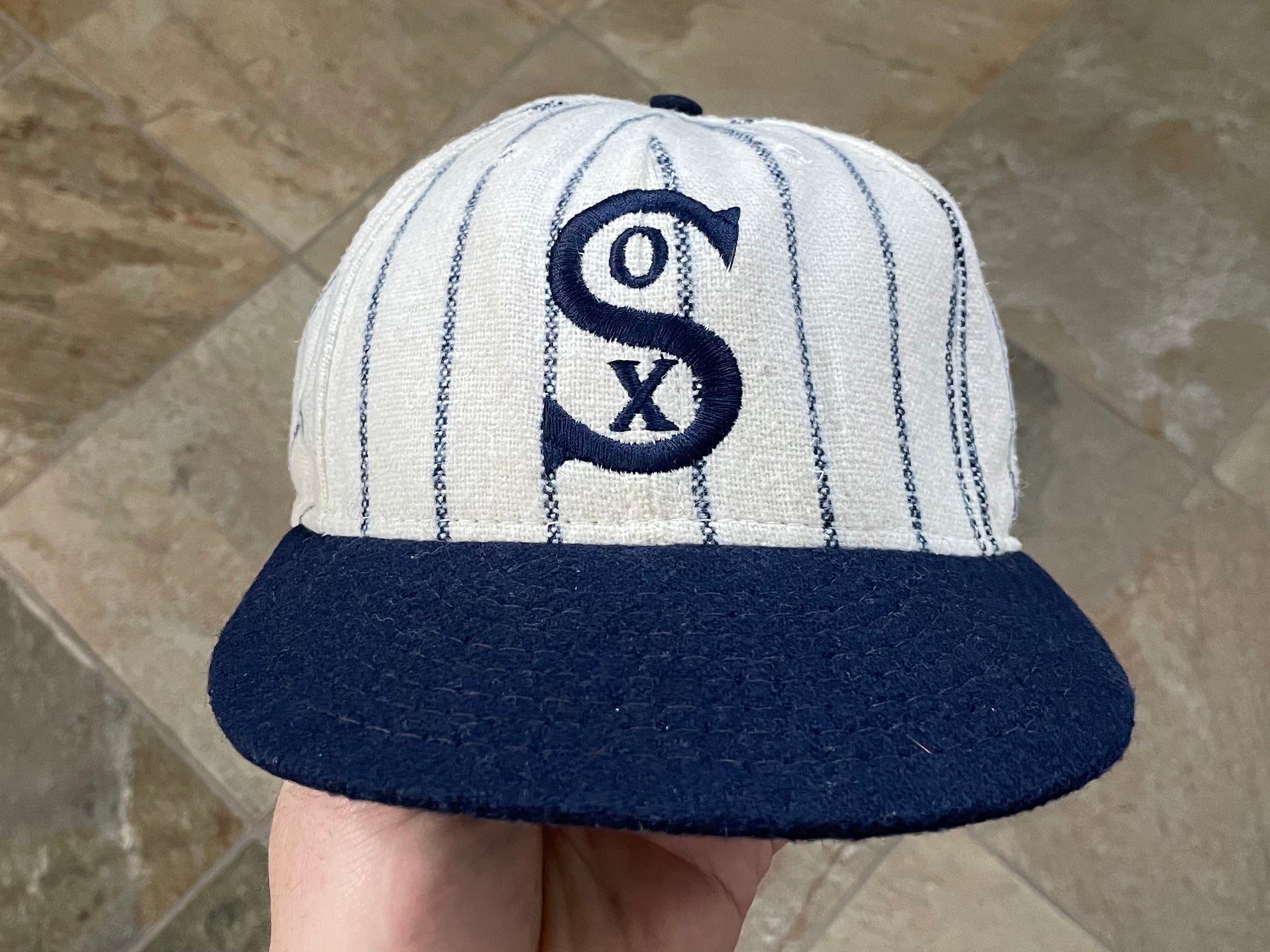 Vintage Chicago White Sox American Needle Fitted Baseball Hat, 7 3/8 –  Stuck In The 90s Sports