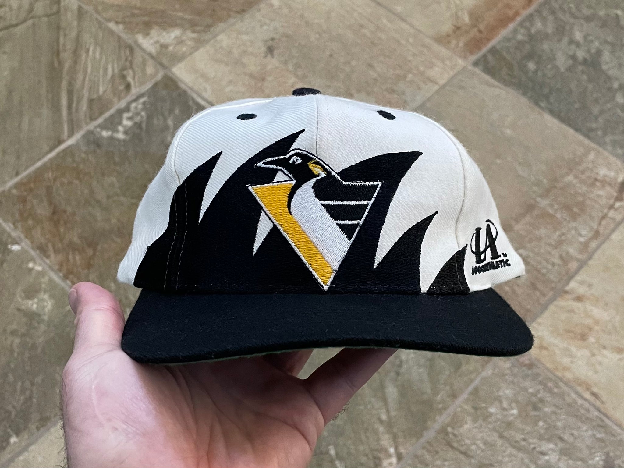 90's Pittsburgh Penguins Logo Athletic Sharktooth NHL Snapback Hat