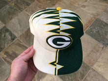 Load image into Gallery viewer, Vintage Green Bay Packers Starter Shockwave Strapback Football Hat