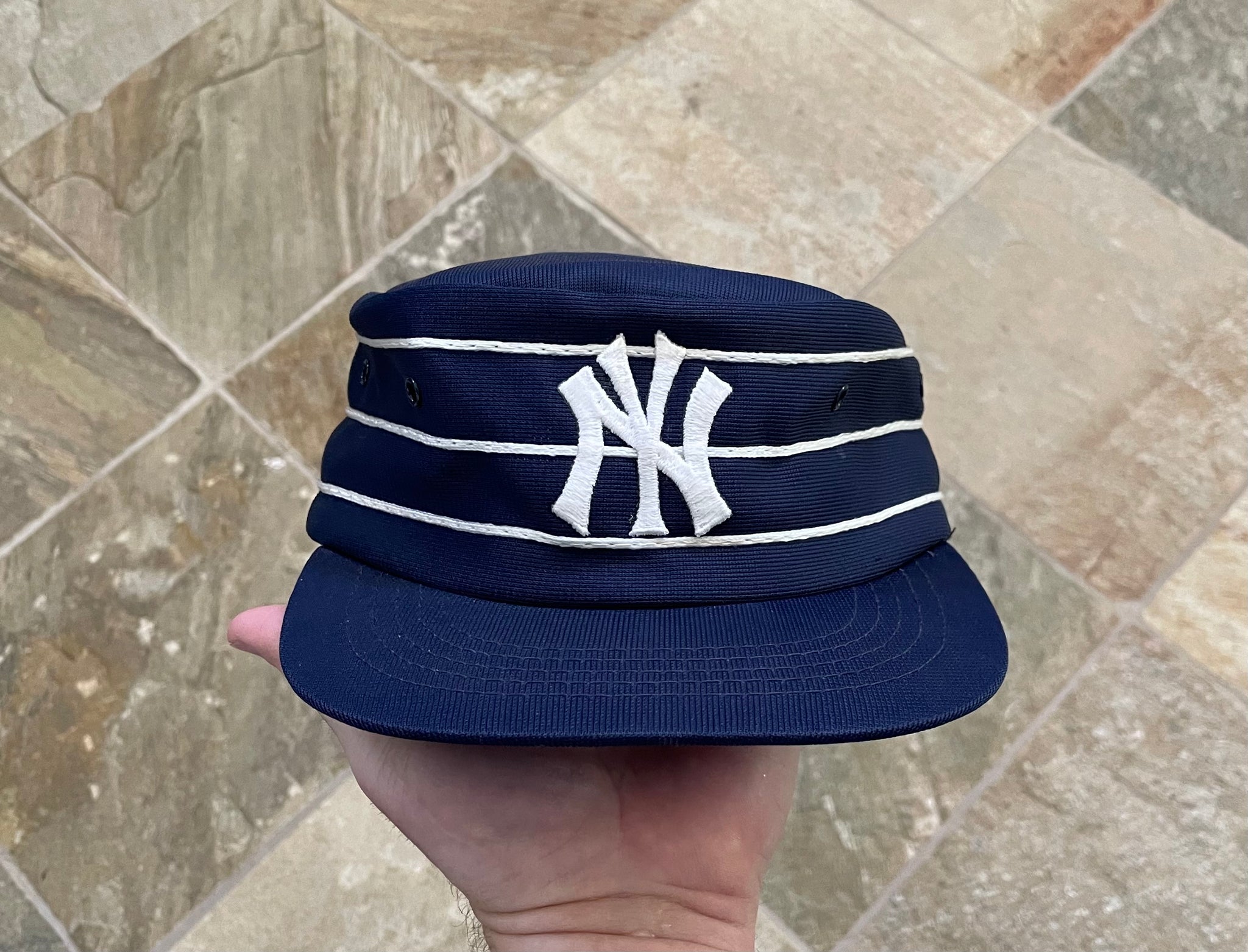 Vintage New York Yankees Sports Specialties Pill Box Snapback