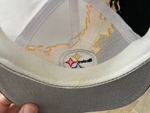 Load image into Gallery viewer, Vintage Pittsburgh Steelers Logo 7 Splash Snapback Football Hat